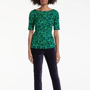 Boden Fleurt Fitted Top in green and navy